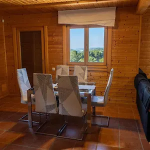  Сasa de vacaciones Casa De Madera En